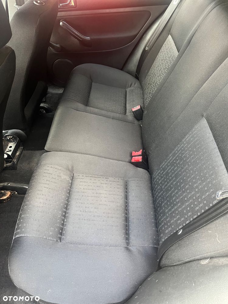 Volkswagen Golf - 13