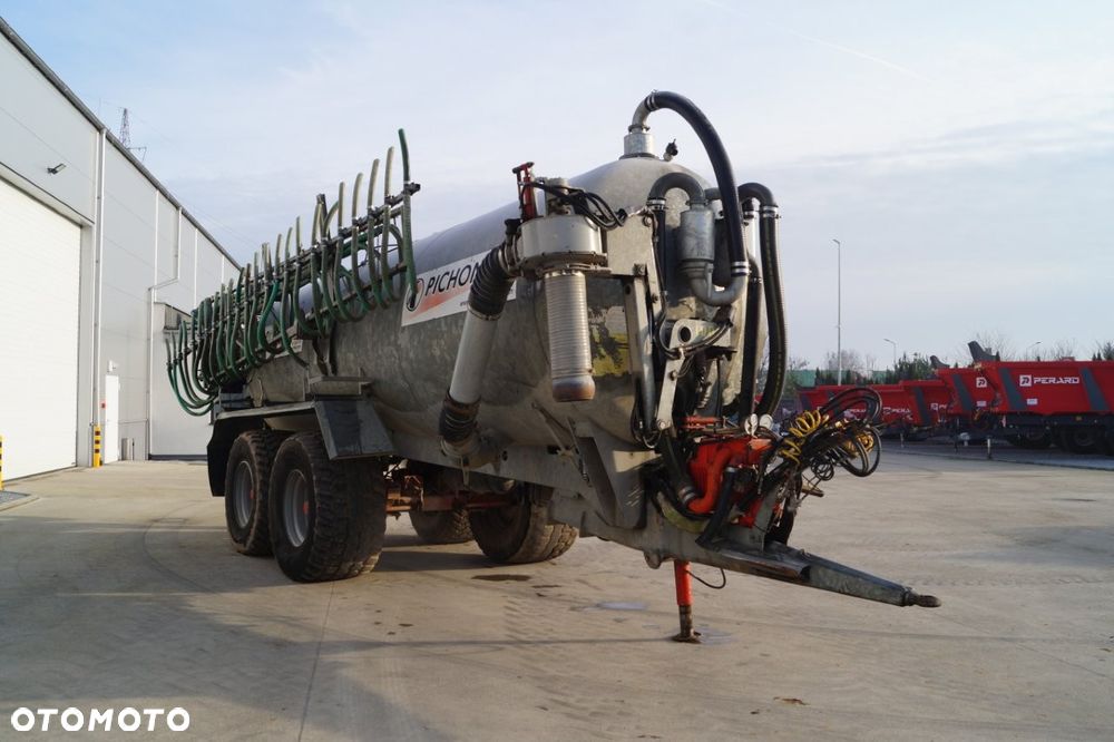 Pichon Wóz Asenizacyjny TCI 20700 z Rampą 15m - 7