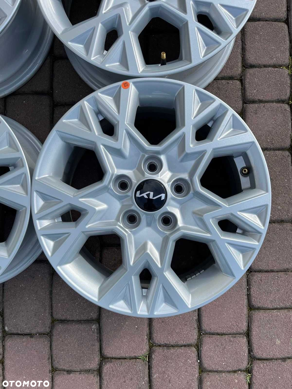 Oryginalne alufelgi Kia 5x114,3 16 cali Ceed Optima Carens NOWY MODEL - 6