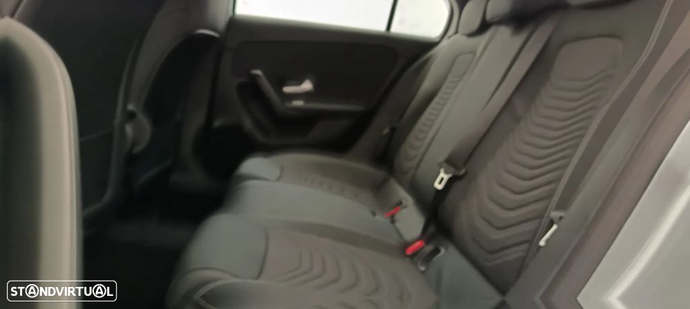 Mercedes-Benz A 200 Standard - 28