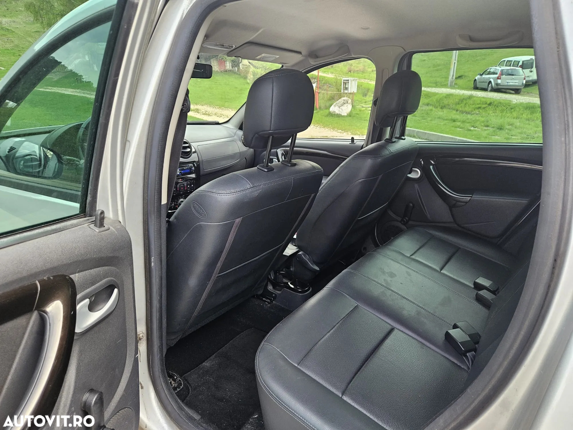Dacia Duster 1.6 4x2 Ambiance - 9