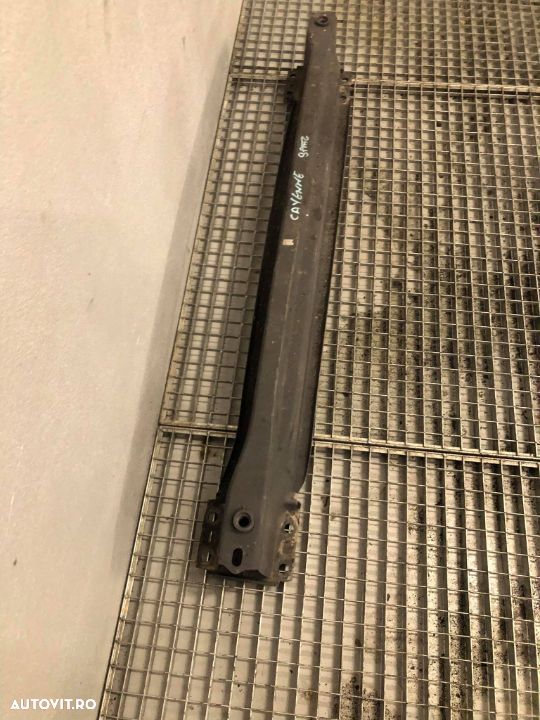 armatura bara  spate porsche cayenne 7p dupa 2010 - 1