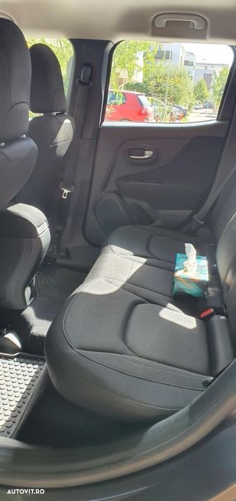 Jeep Renegade 1.0 T-GDI Sport - 37