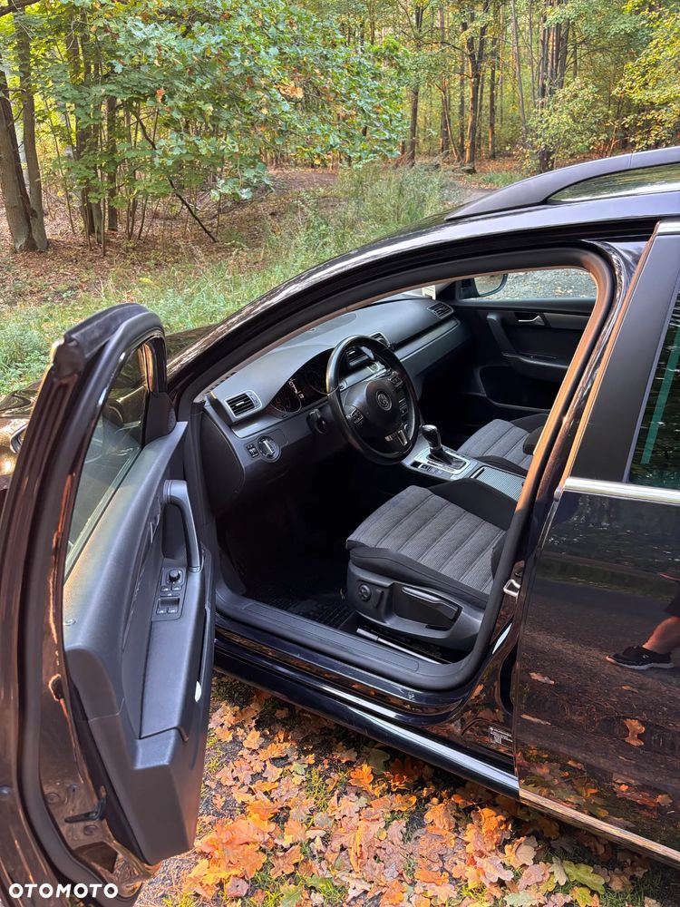 Volkswagen Passat - 28
