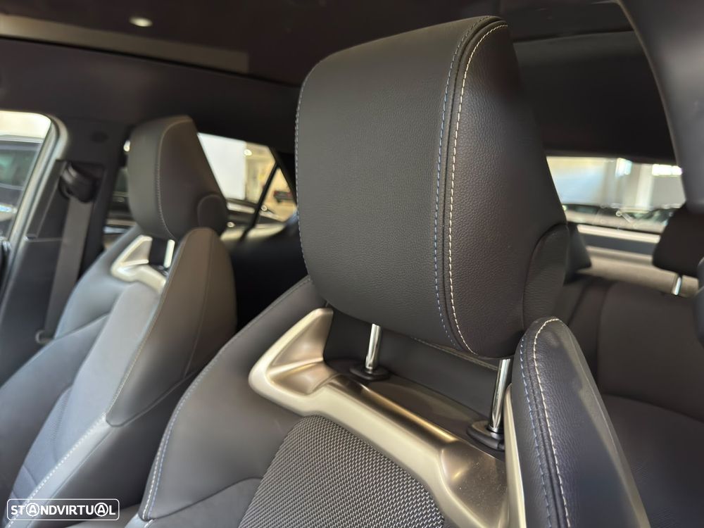 Toyota C-HR 1.8 Hybrid Square Collection - 32