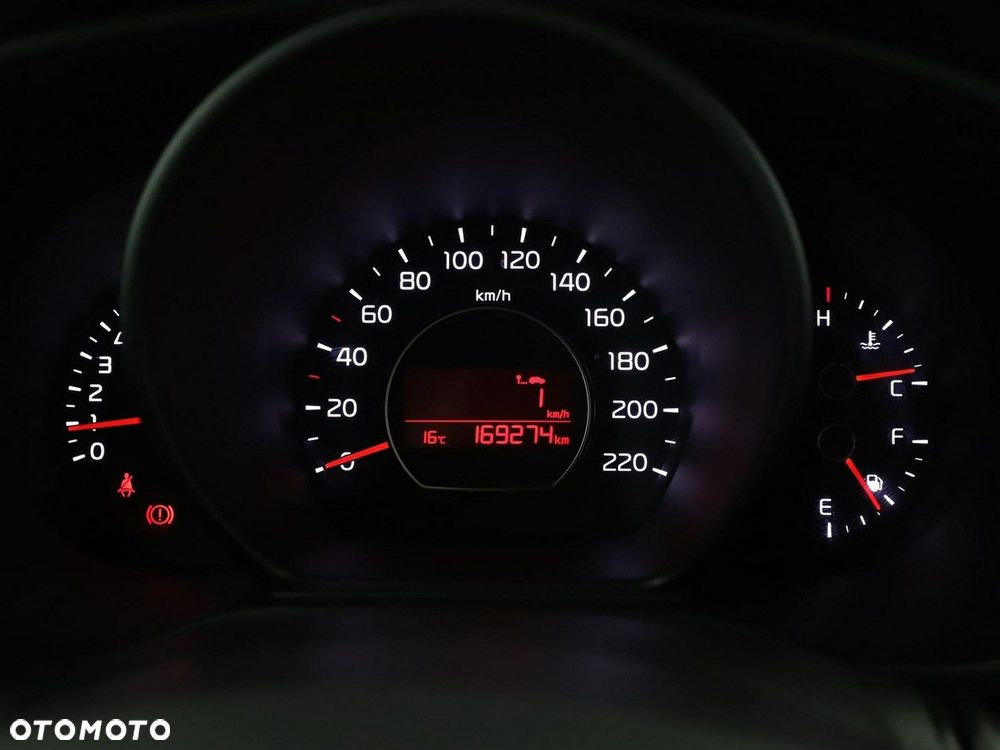 Kia Soul 1.6 GDI Dream Team Edition - 23