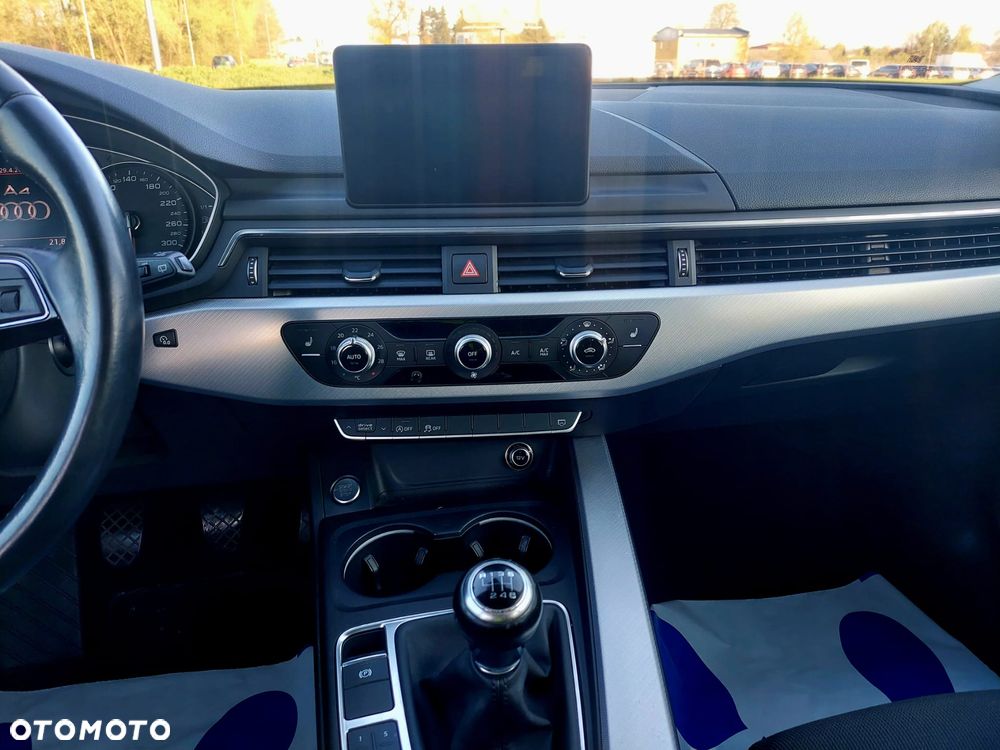 Audi A4 Avant 2.0 TDI - 15