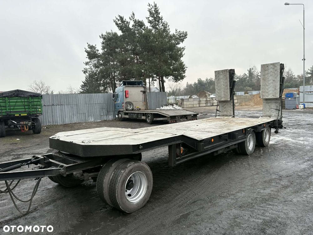 Müller-Mitteltal NISKOPODWOZIOWA PODWÓJNE NAJAZDY HYDRAULICZNE - 1