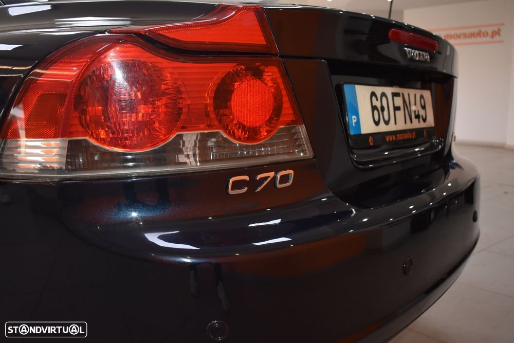 Volvo C70 2.4 D5 Momentum - 16