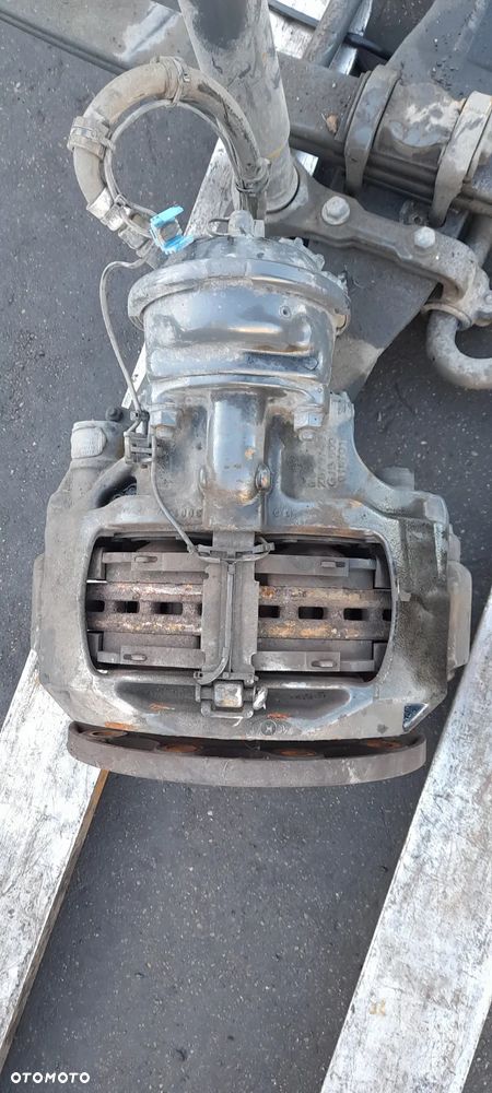 Zacisk przedni prawy DAF XF 106 !! Wysyłka !! - 1