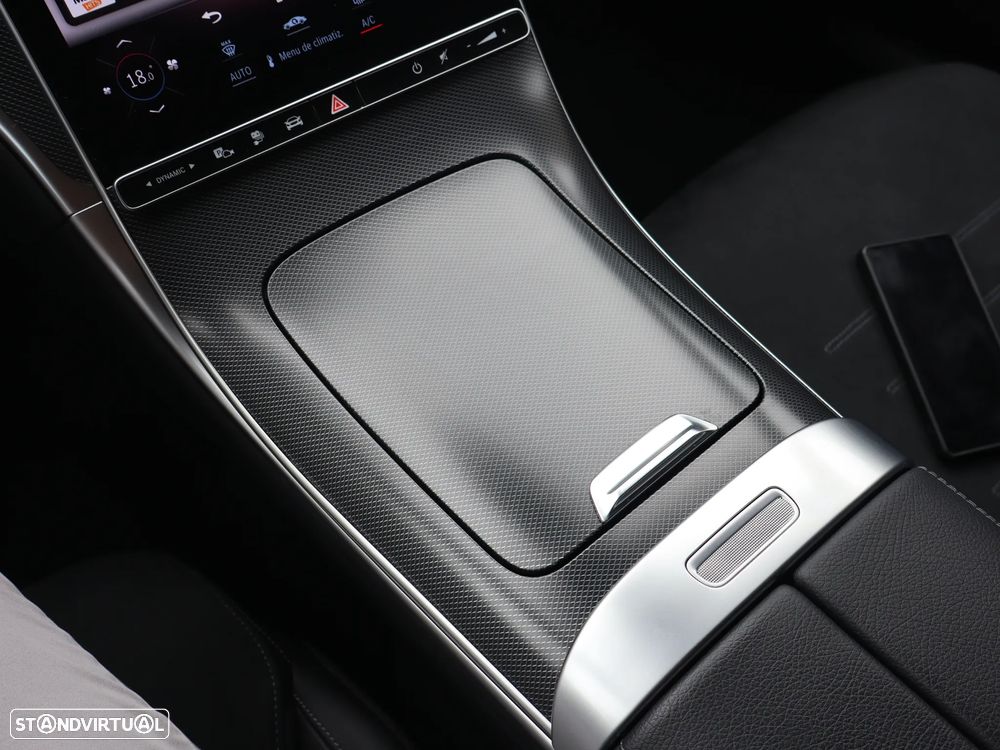 Mercedes-Benz C 300 e T 9G-TRONIC AMG Line - 48