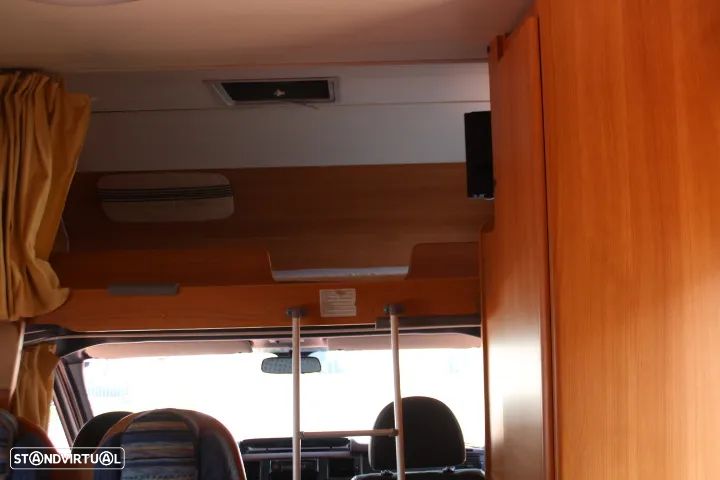 Ford Transit CHAUSSON FLASH S3 - 26