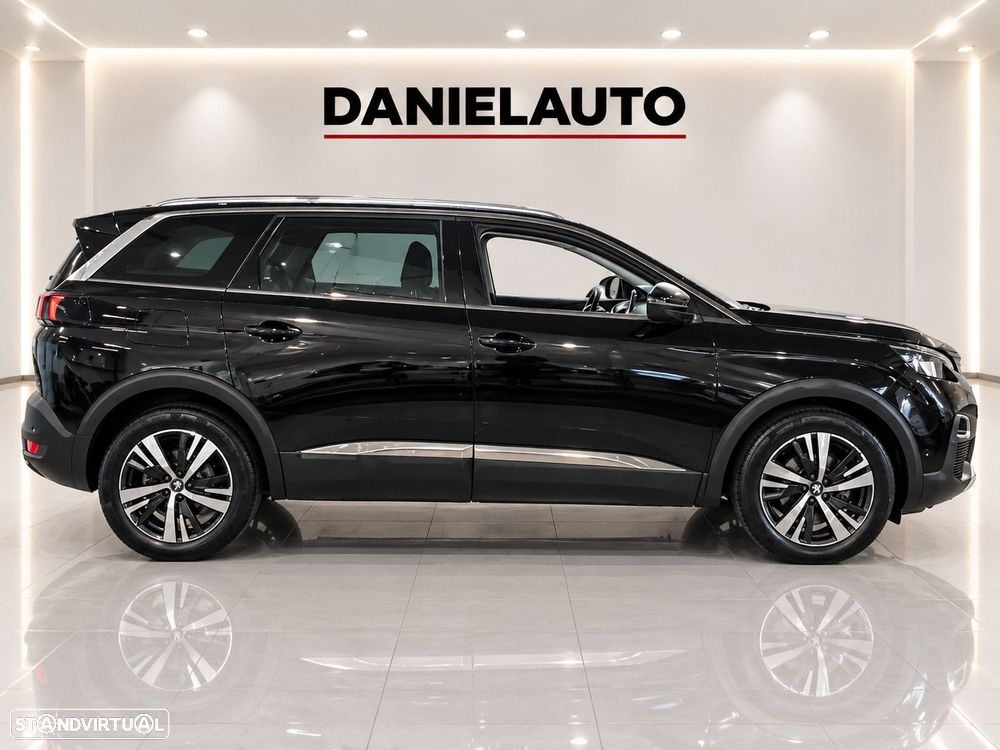 Peugeot 5008 2018 photo 3