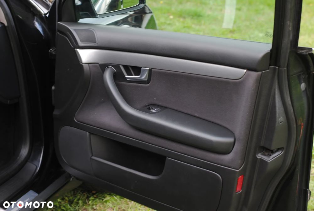 Audi A4 Avant 1.8T - 23