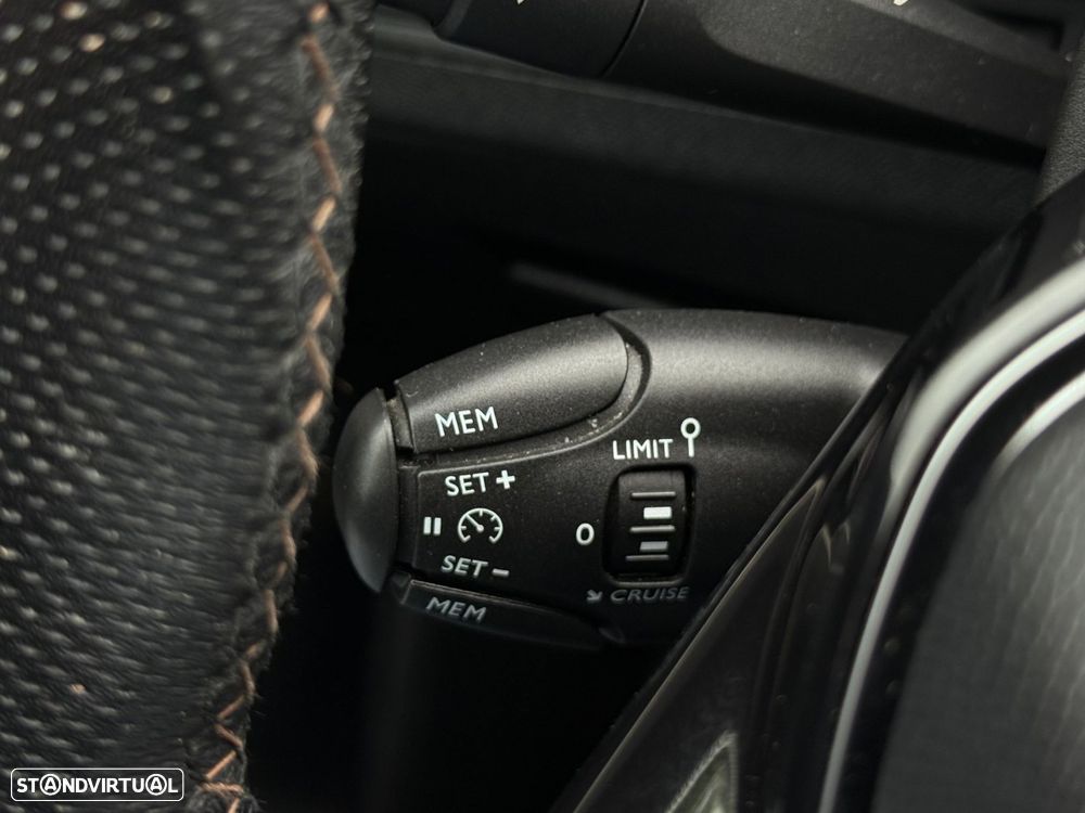 Peugeot 3008 1.5 BlueHDi GT Line - 26