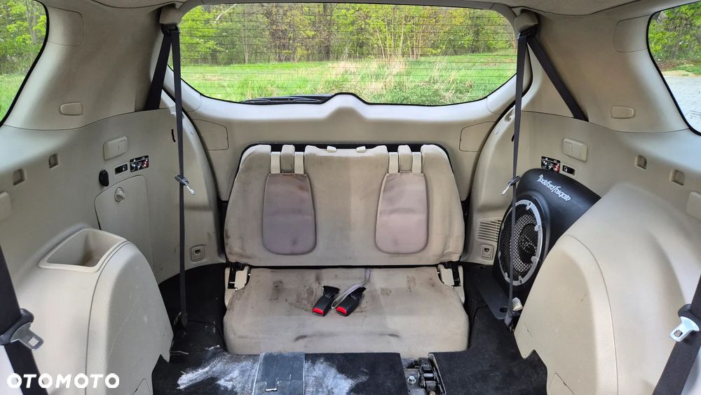 Mitsubishi Outlander - 19