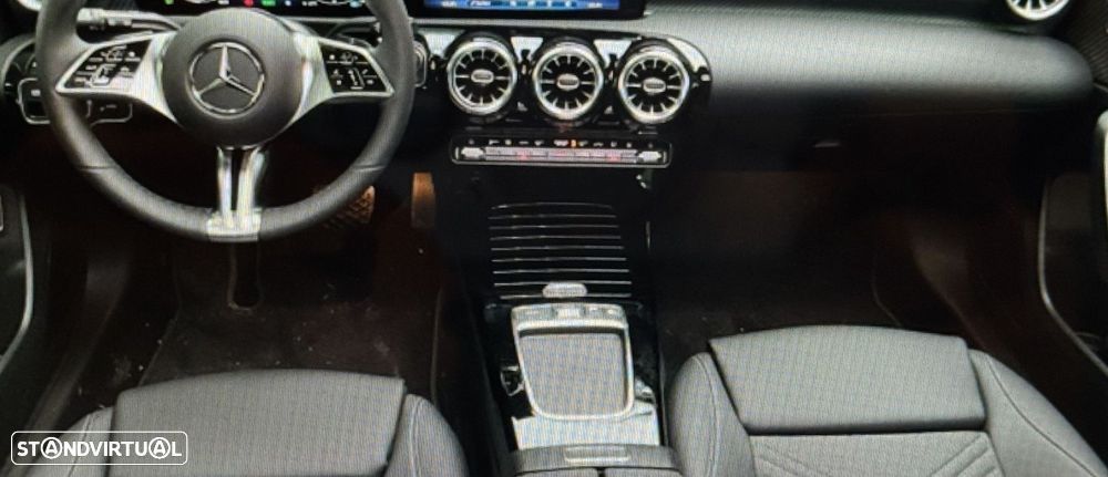 Mercedes-Benz A 250 e - 5