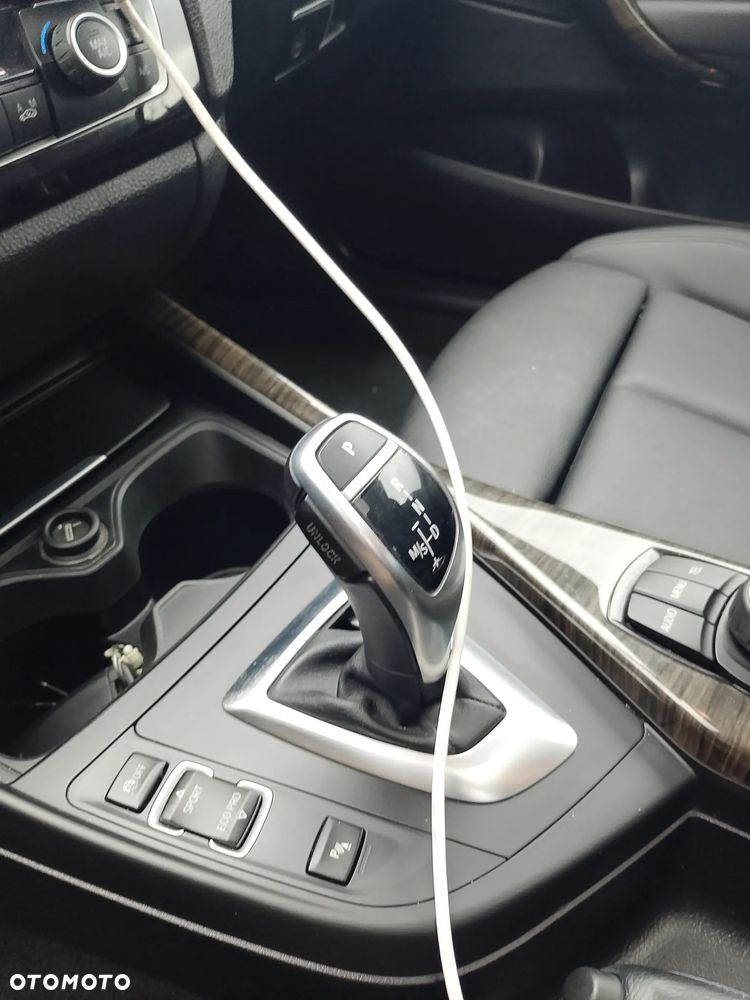 BMW Seria 2 228i Sport-Aut - 3