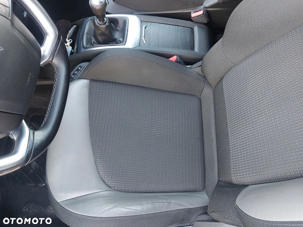 Citroën C4 Picasso 2.0 BlueHDi Shine S&S - 13