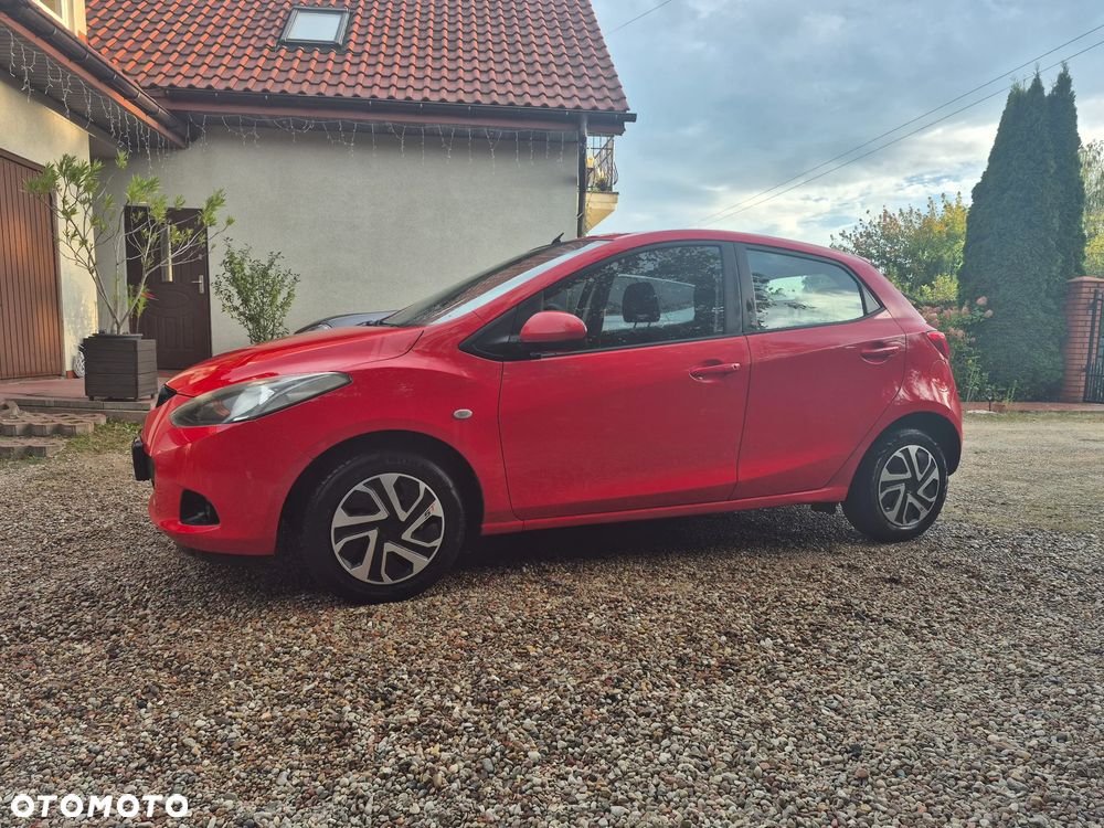 Mazda 2 - 3
