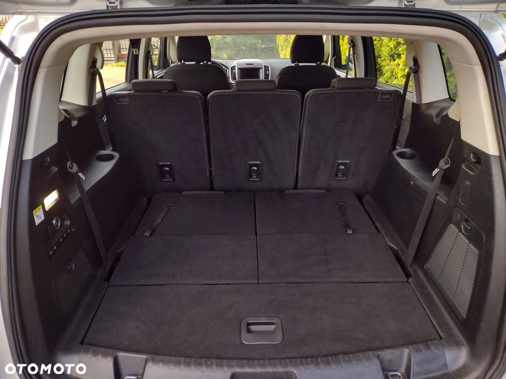 Ford S-Max 2.0 EcoBlue Titanium - 32