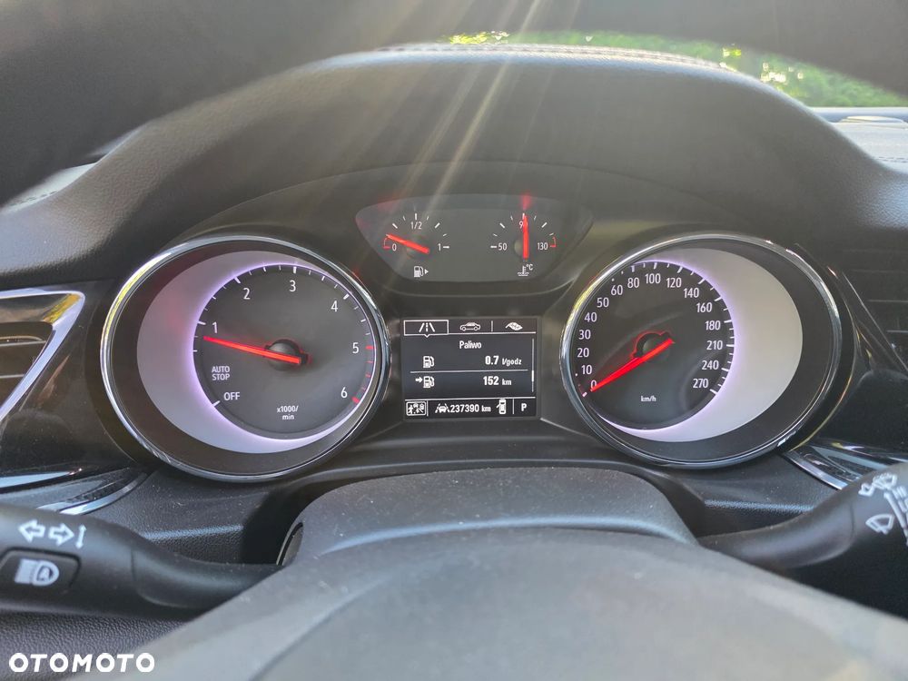 Opel Insignia 2.0 CDTI Ultimate S&S - 18