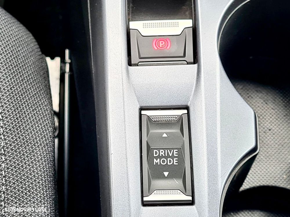 Peugeot 2008 PureTech 130 Allure Pack - 21