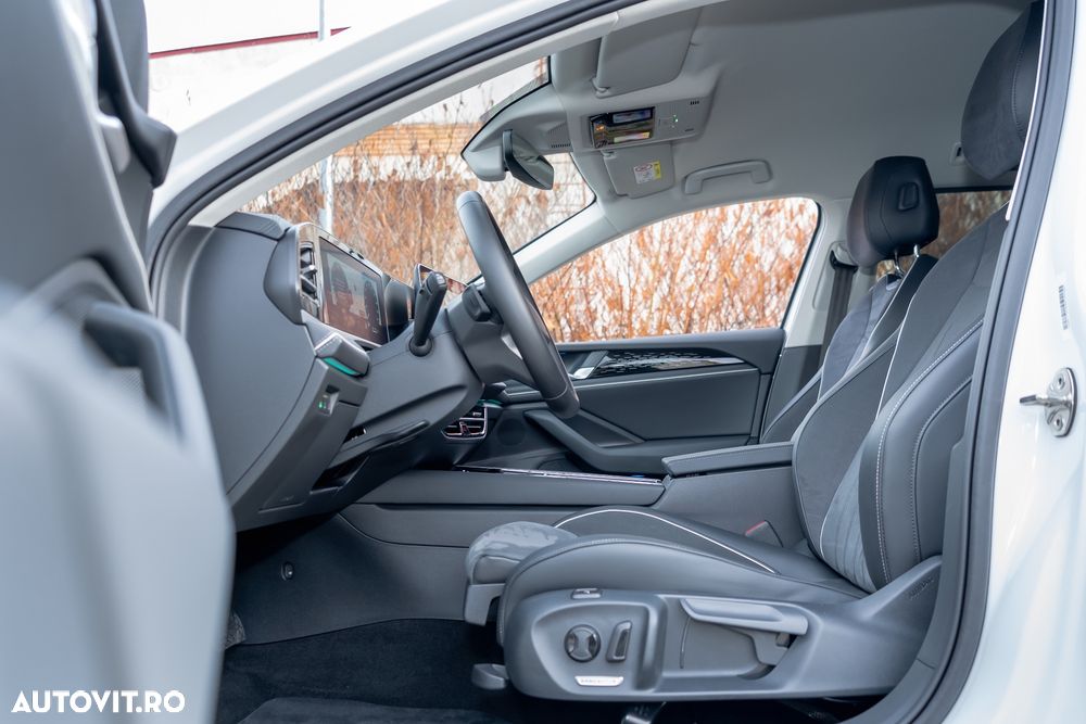 Volkswagen Passat 2.0 TDI SCR DSG Elegance - 5