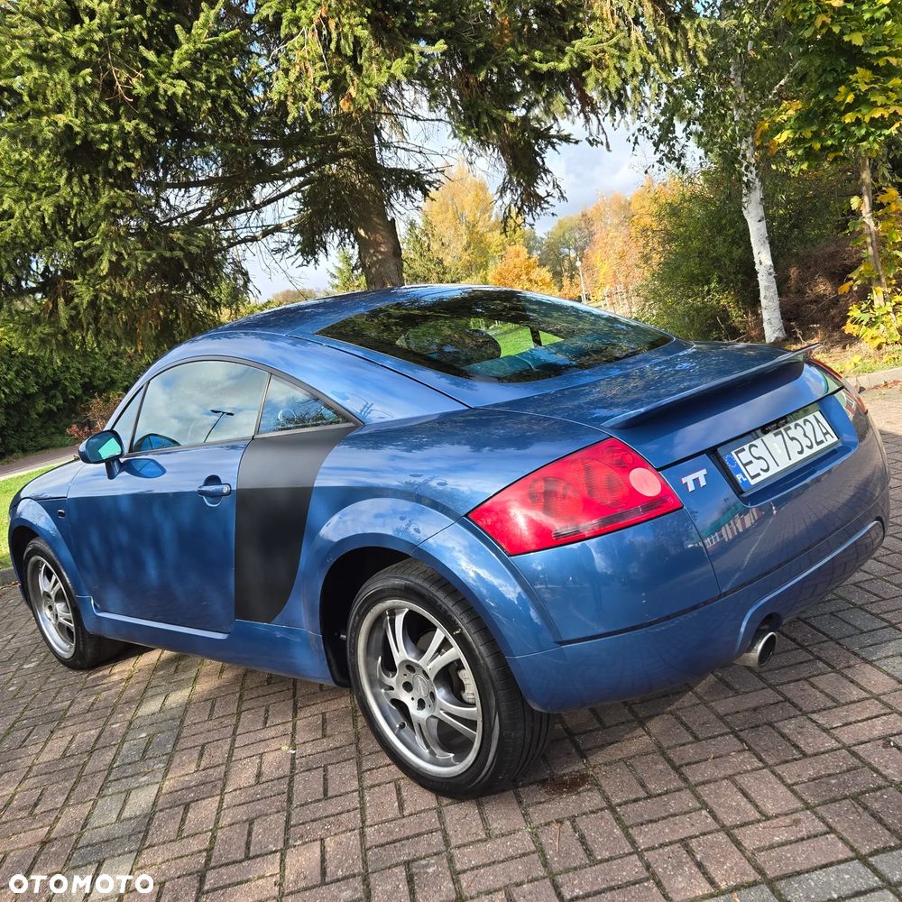 Audi TT Coupé - 22