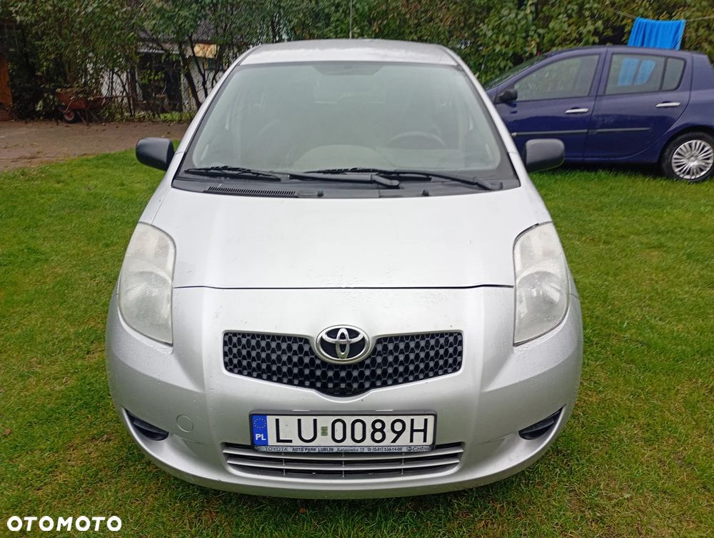Toyota Yaris - 5