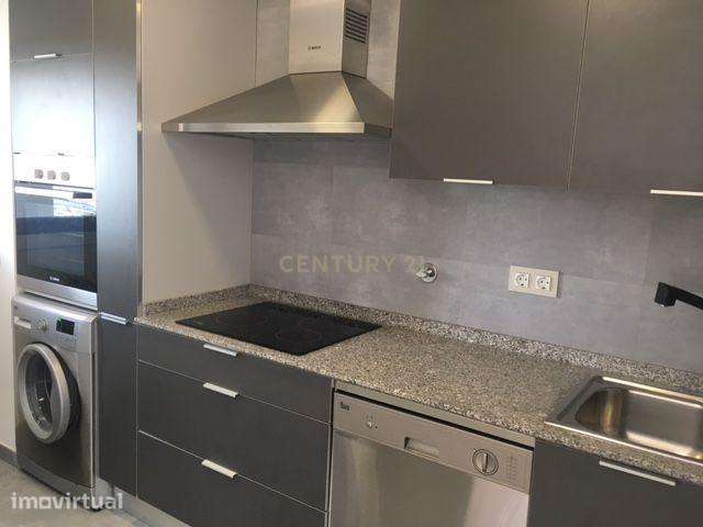 Apartamento T2 para arrendar em Condominio Privado na Quinta da Trinda - Grande imagem: 4/15