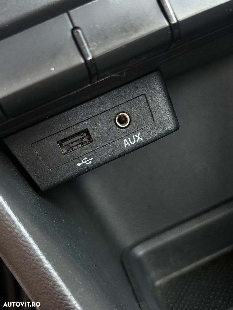 Skoda RAPID 1.4 TDI Active DSG - 22