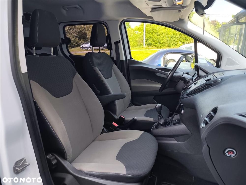 Ford transit-courier - 4
