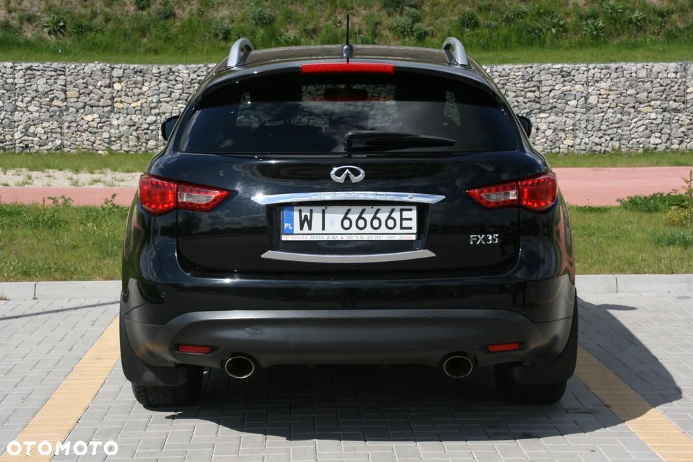 Infiniti FX FX35 - 23