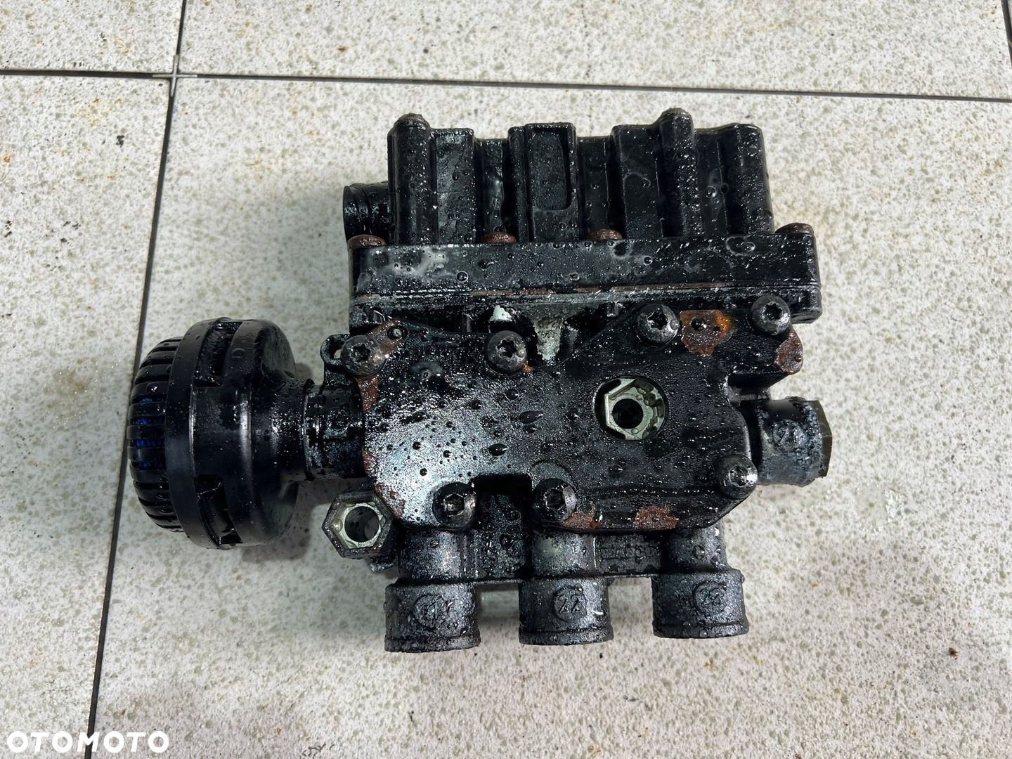 Zawór ecas poduszek Mercedes Actros MP 2 MP 3 Axor 4728800000 - 2