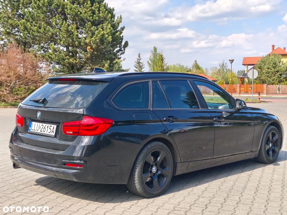 BMW Seria 3 318d - 4