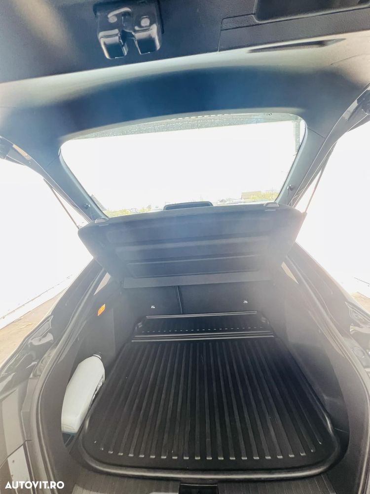 Renault Arkana MHEV 160 EDC Techno - 9