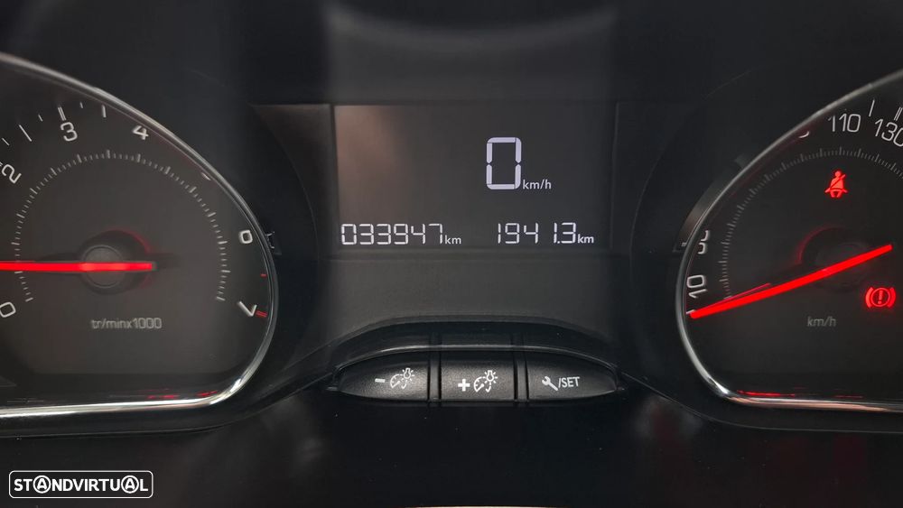 Peugeot 208 1.4 VTi Allure - 51