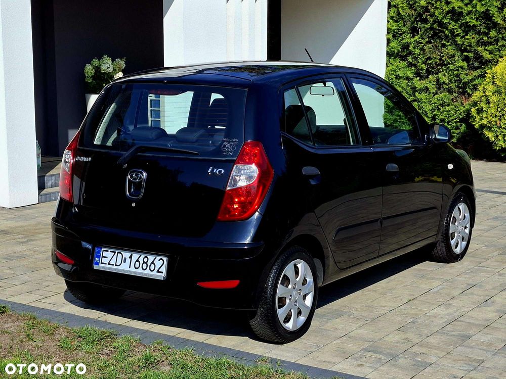 Hyundai i10 1.1 FIFA WM Edition - 4