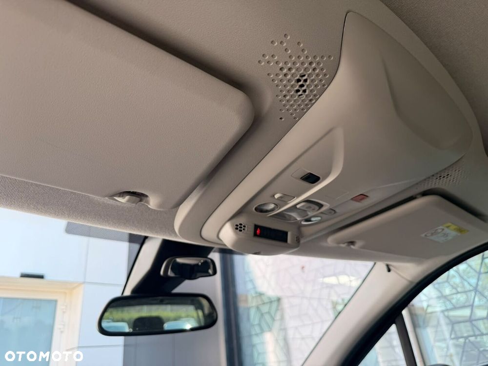 Toyota Proace City Verso 1.2 D-4T Family - 27