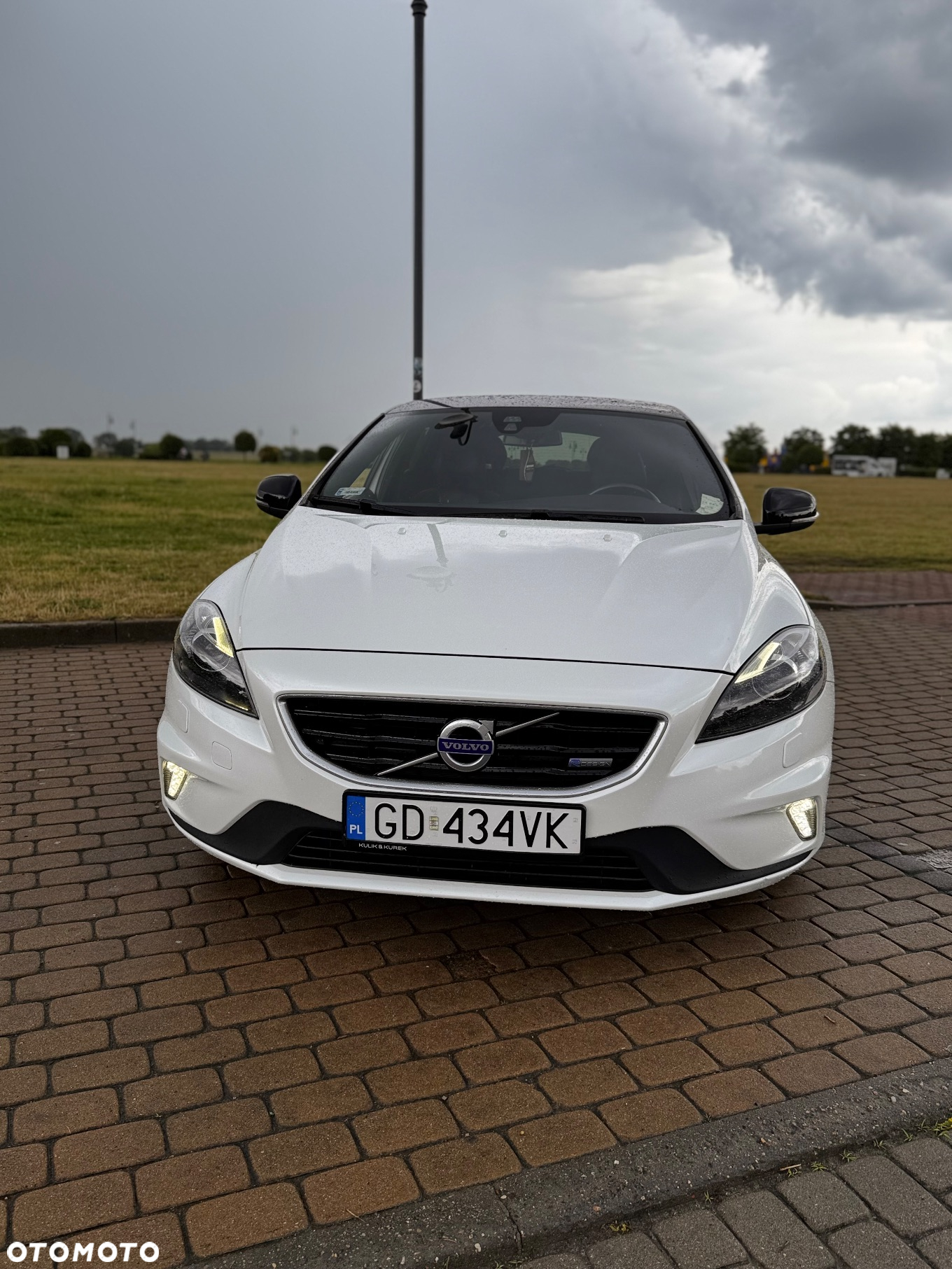 Volvo V40 D2 - 4