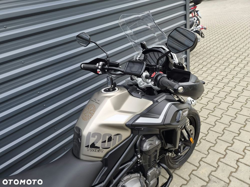 Triumph Tiger - 8