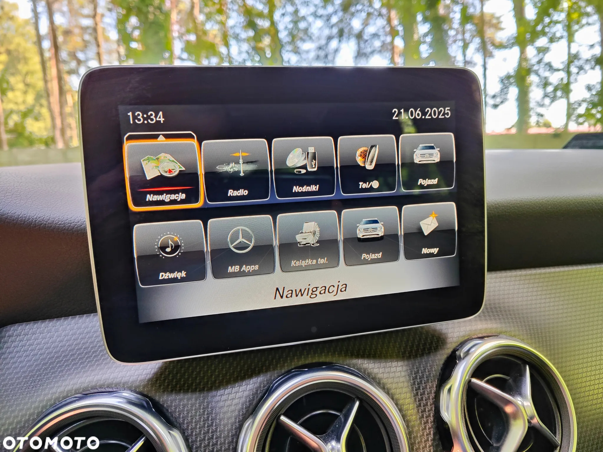 Mercedes-Benz GLA 200 7G-DCT Urban - 23