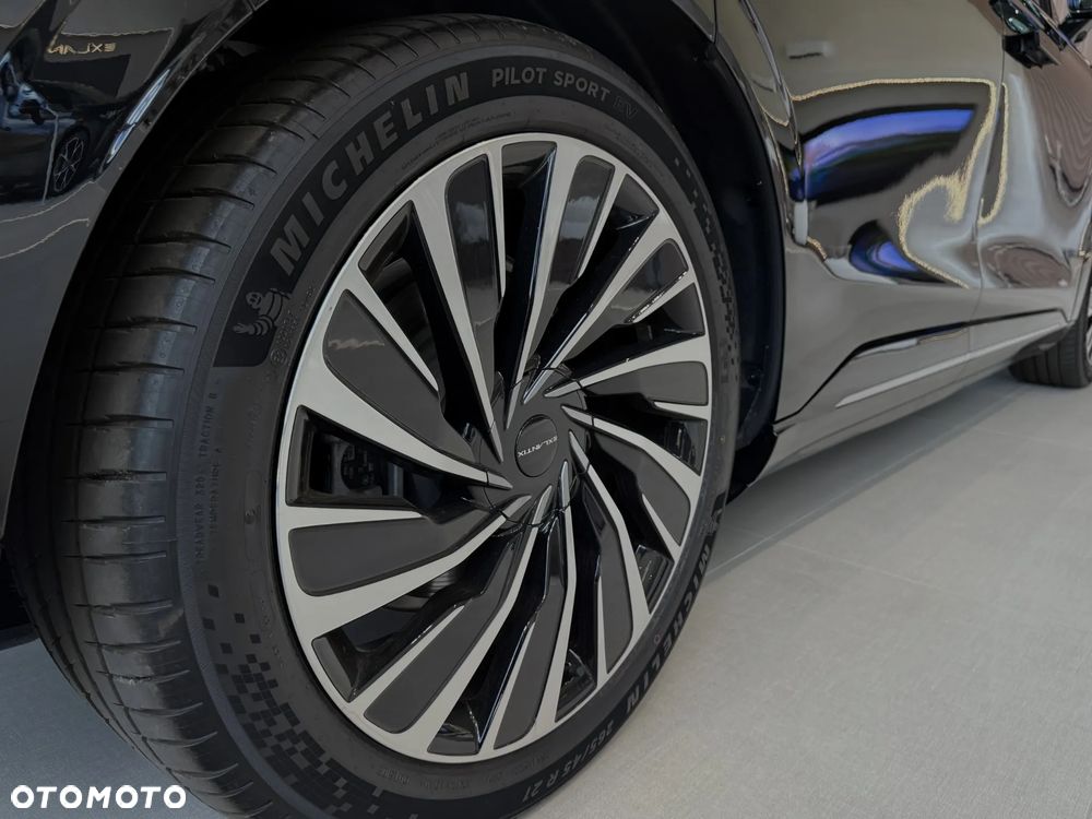 Exlantix ET 100kWh Premium AWD - 33