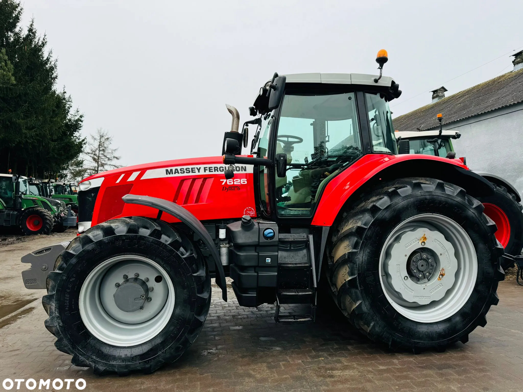 Massey Ferguson 7626 Dyna-6 - 4