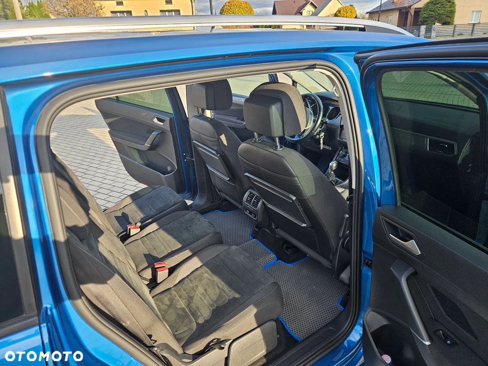 Volkswagen Touran 1.5 TSI EVO Highline DSG - 8