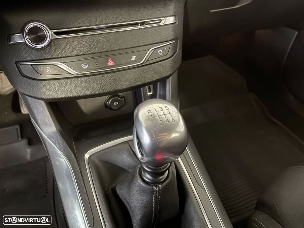 Peugeot 308 1.6 e-HDi Active - 20