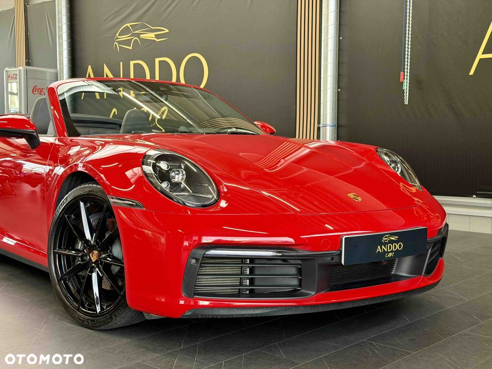 Porsche 911 Carrera - 27