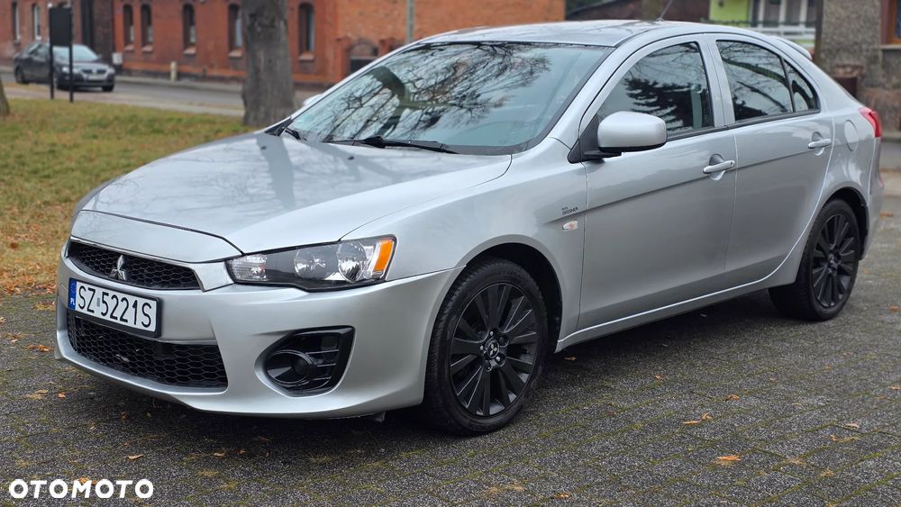 Mitsubishi Lancer 1.6 Invite - 7