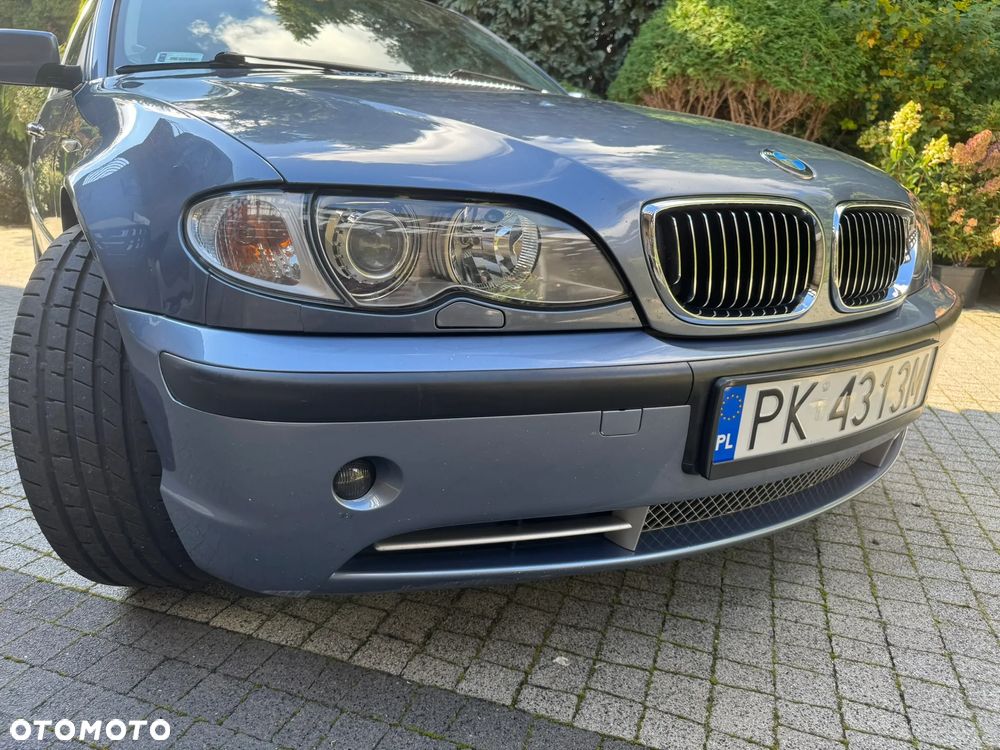 BMW Seria 3 330i - 33